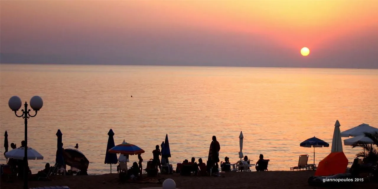 Just 20 Meters From The Beach Toroni